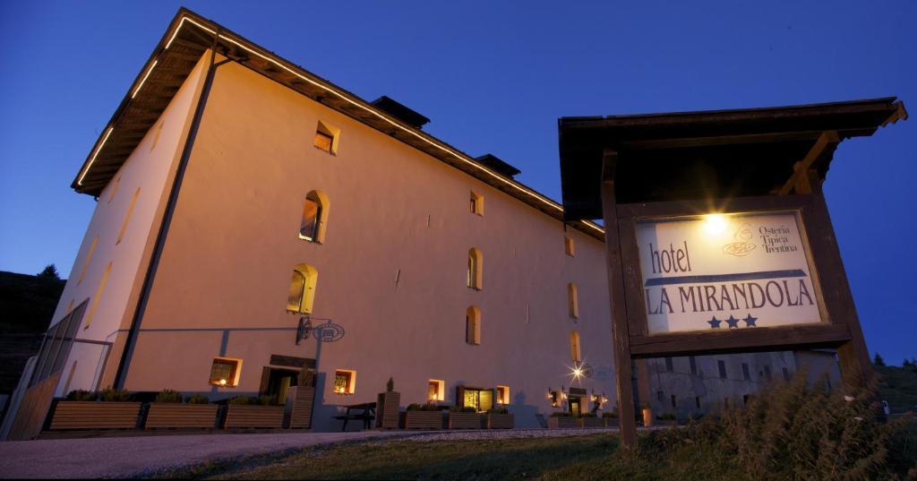 Hotel Dimora Storica La Mirandola Passo del Tonale Exterior foto